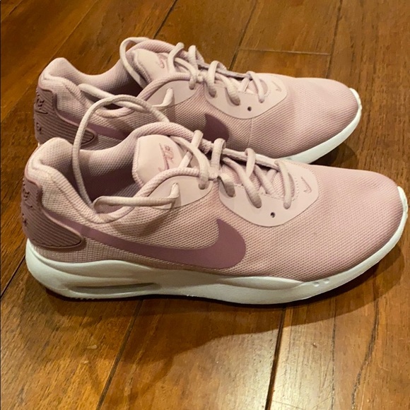 lavender nike shoes